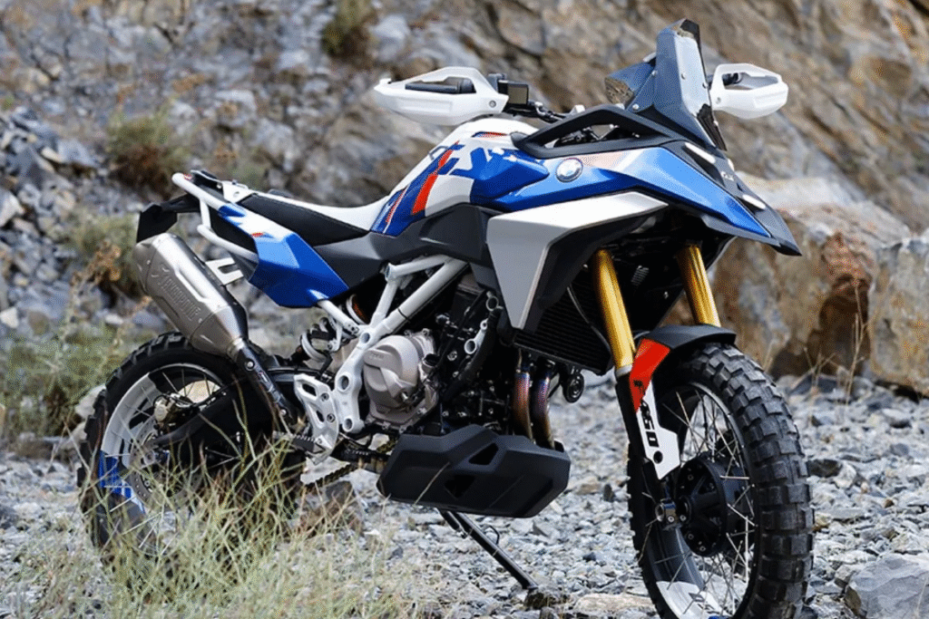 BMW F 450 GS में आएगा सेमी-ऑटोमैटिक गियरबॉक्स, लॉन्च से पहले देखें पूरी जानकारी